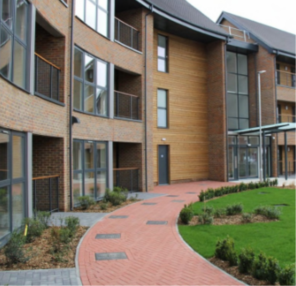 Image of Sylvan Court building